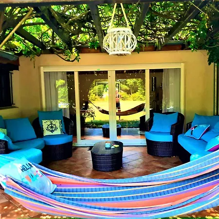 Dans Jolie Jardin *